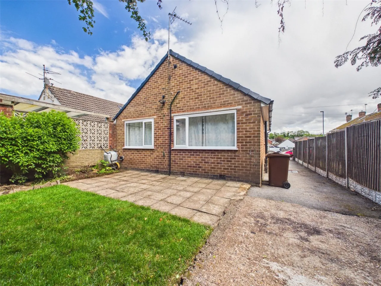 Maycroft Gardens, Nottingham, NG3, photo 14