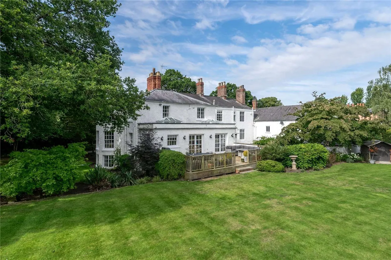 Altrincham Road, Styal, SK9, photo 3