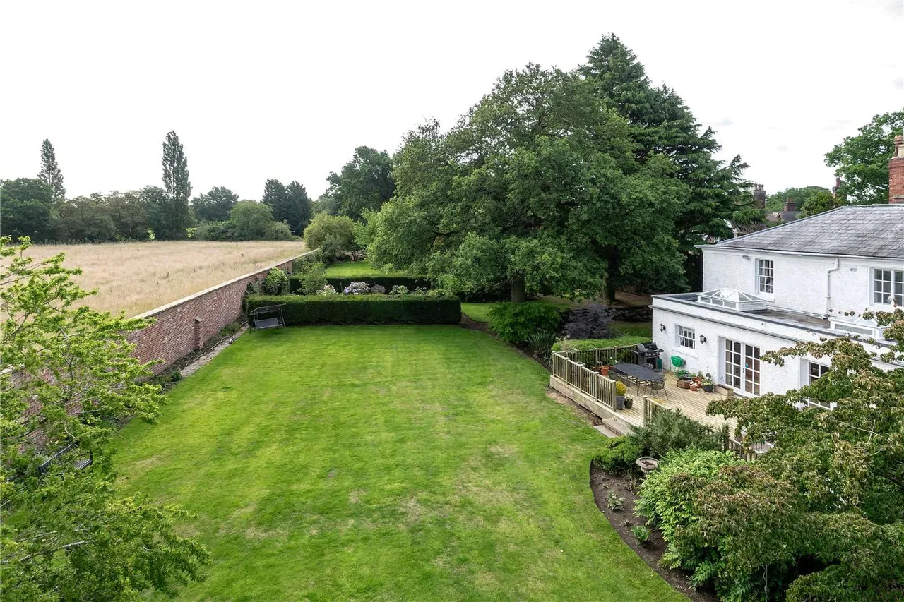 Altrincham Road, Styal, SK9, photo 24