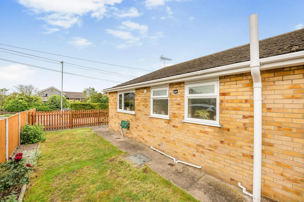 High Street, Ingoldmells, PE25, photo 29