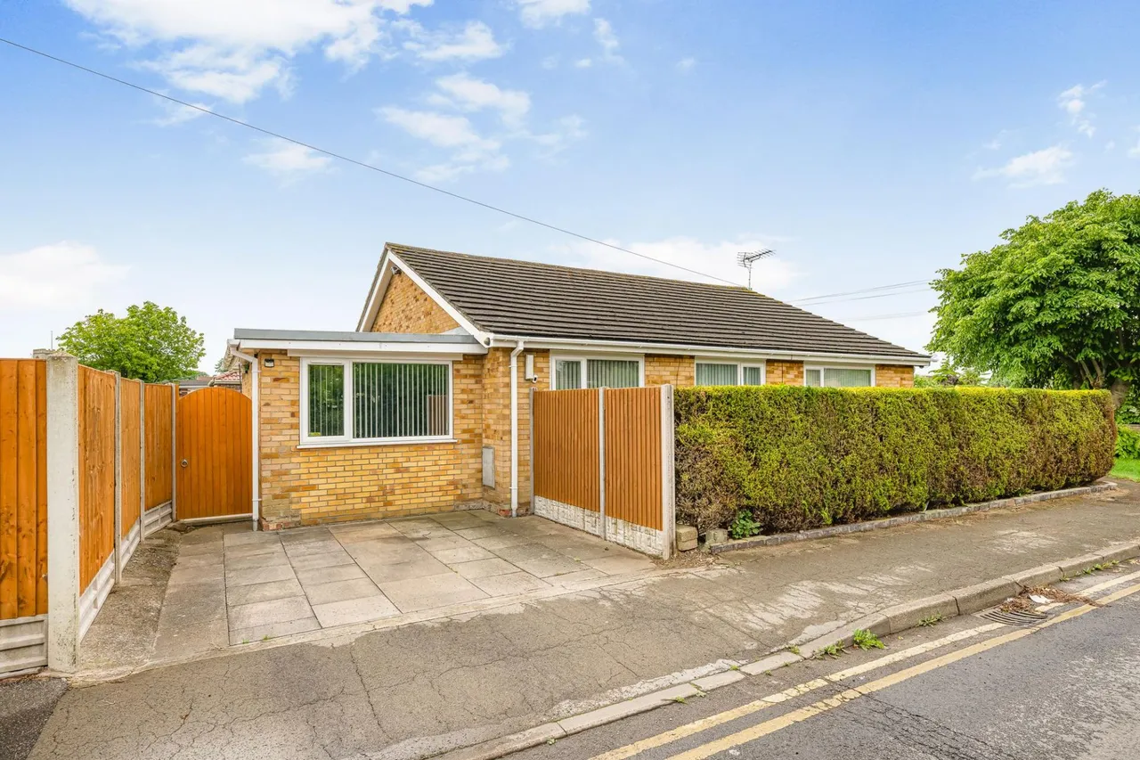 High Street, Ingoldmells, PE25, photo 30