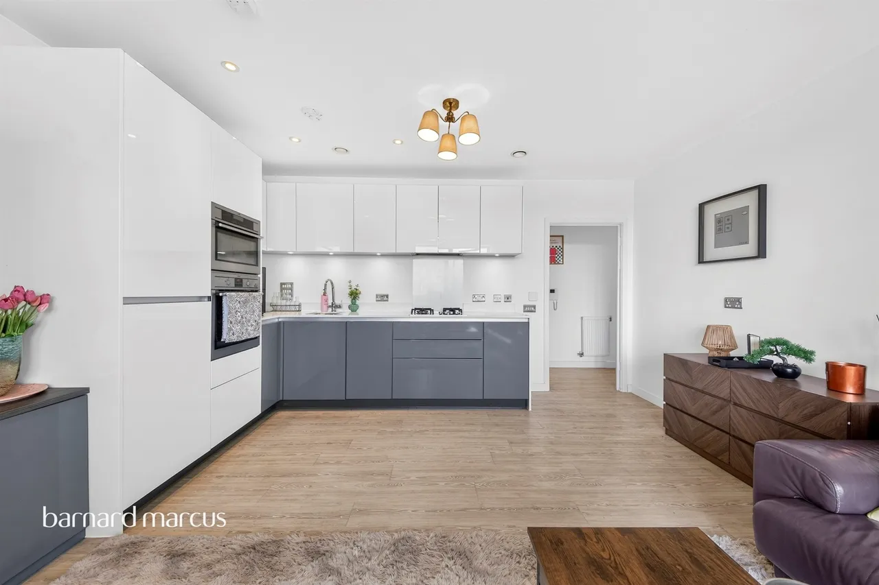 Copt Place, London, NW7, photo 3