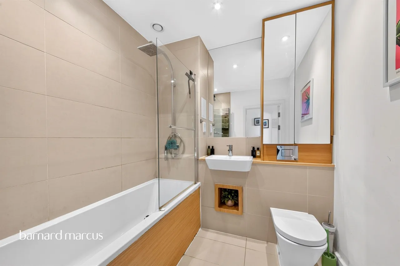 Copt Place, London, NW7, photo 10