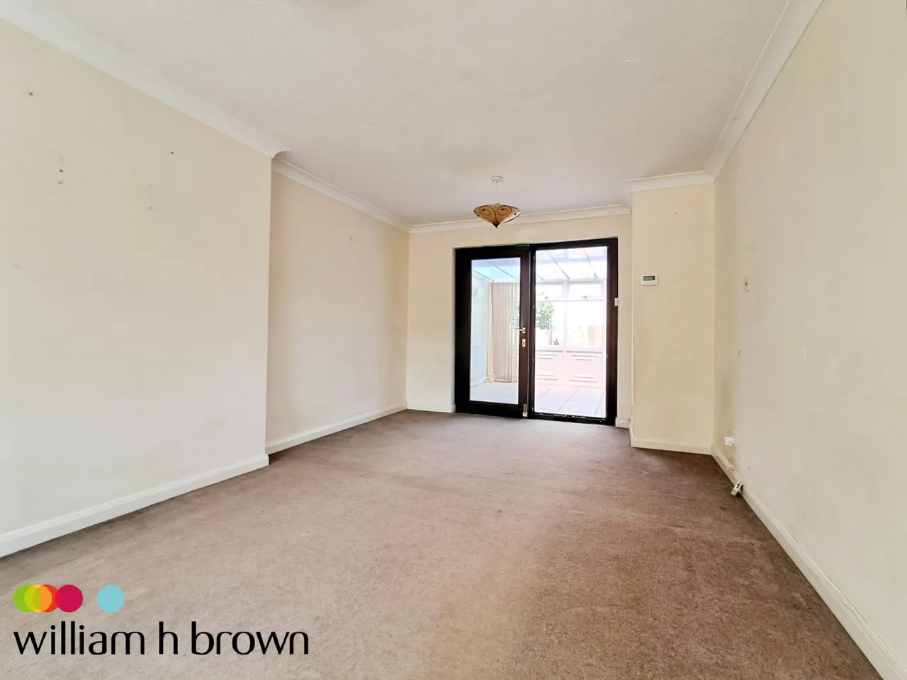 Latchetts Shaw, Basildon, SS16, photo 3
