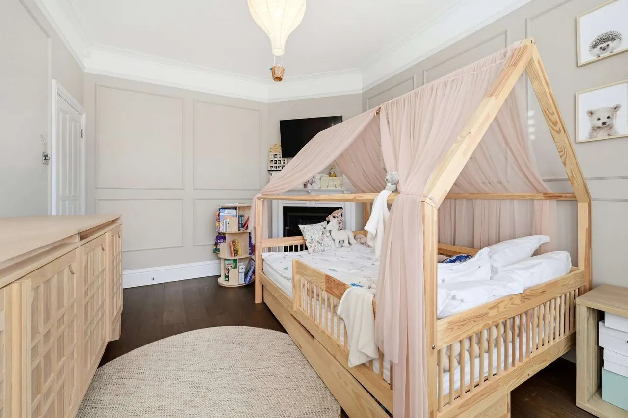 Hamilton Road, London, W4, photo 10