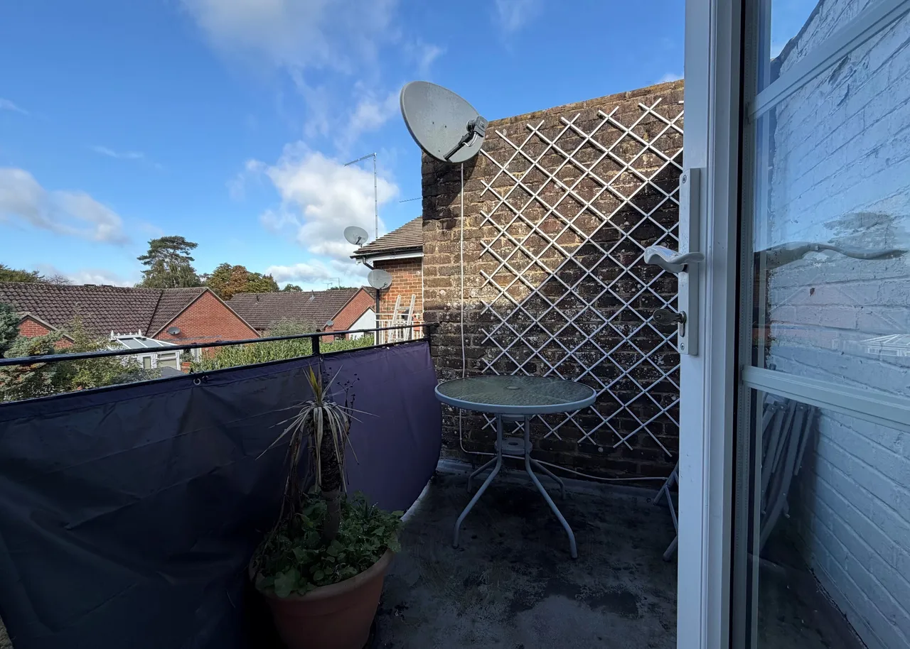 Holly Court, Storrington, RH20, photo 6