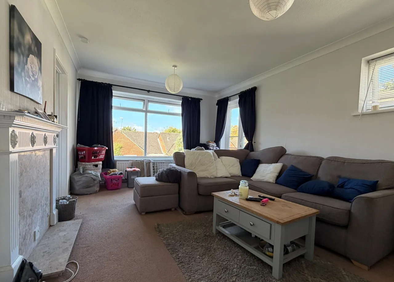 Holly Court, Storrington, RH20, photo 4