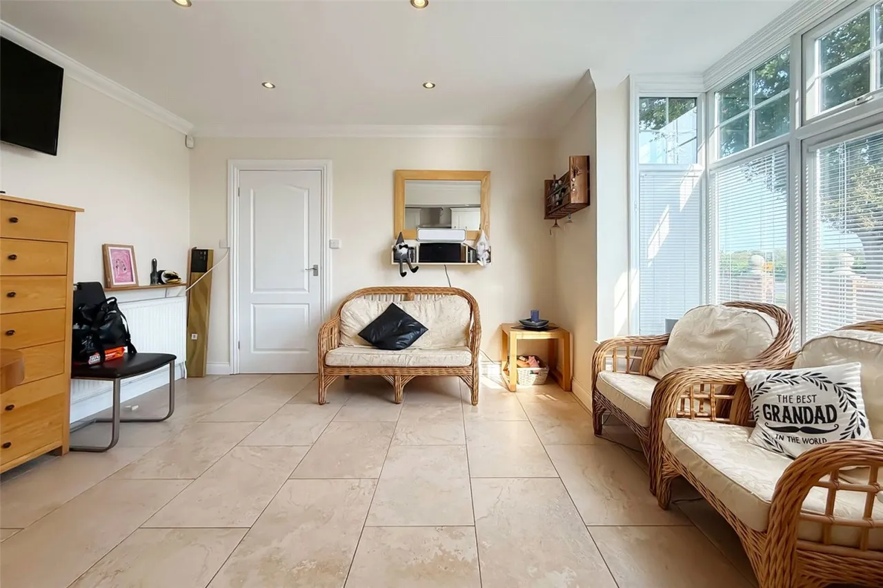 Littlehampton, BN17, photo 24