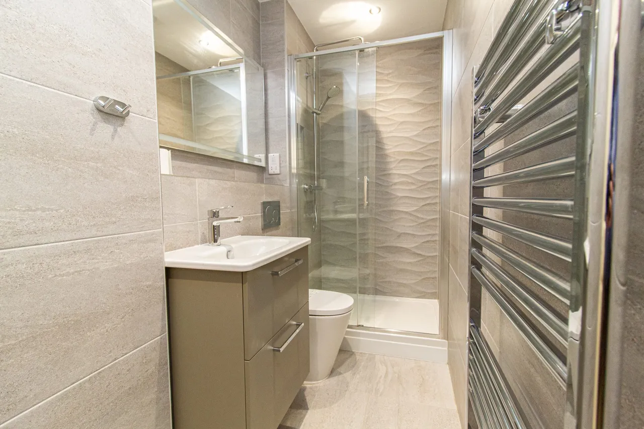 Douglas Court Fleet Road, Fleet, GU51 4QQ, photo 6