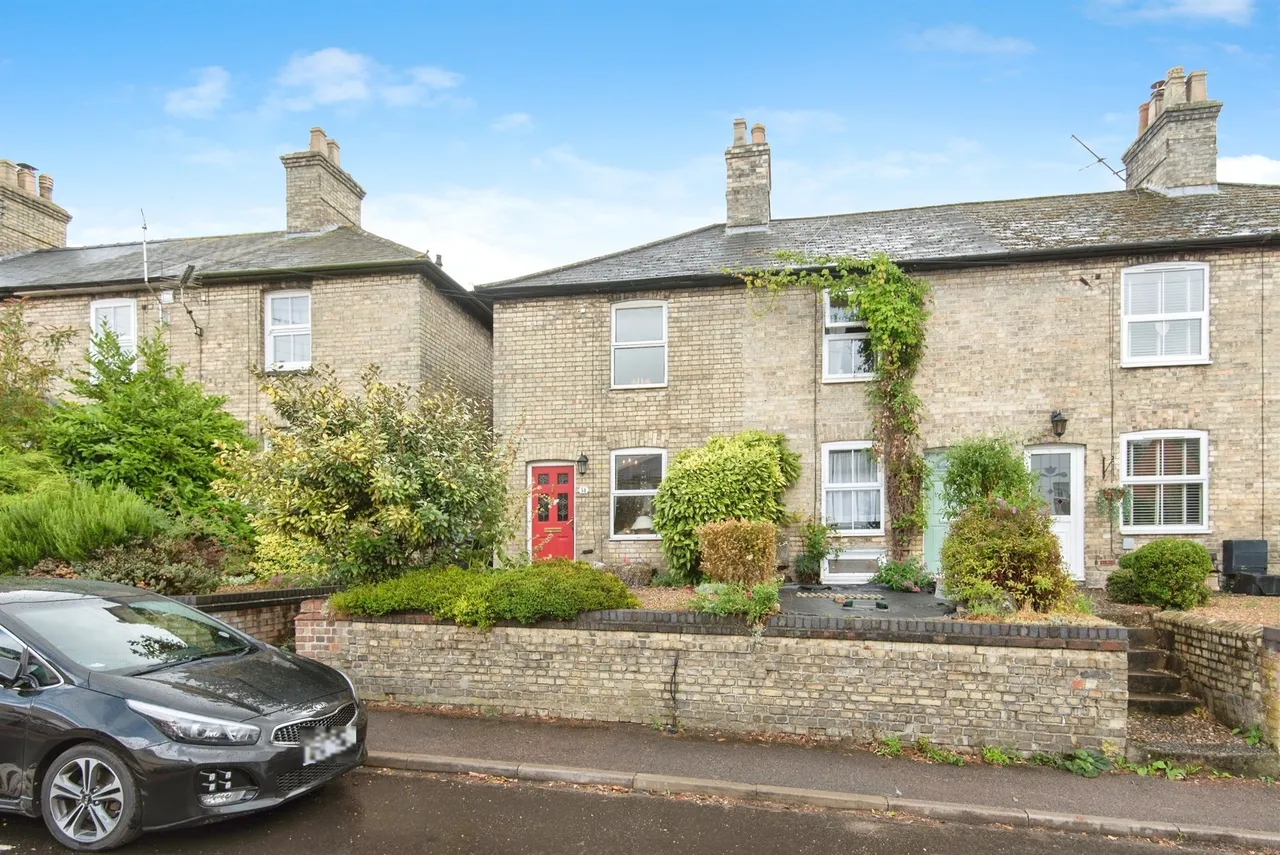 3 bed house for sale — Mill Road, Royston