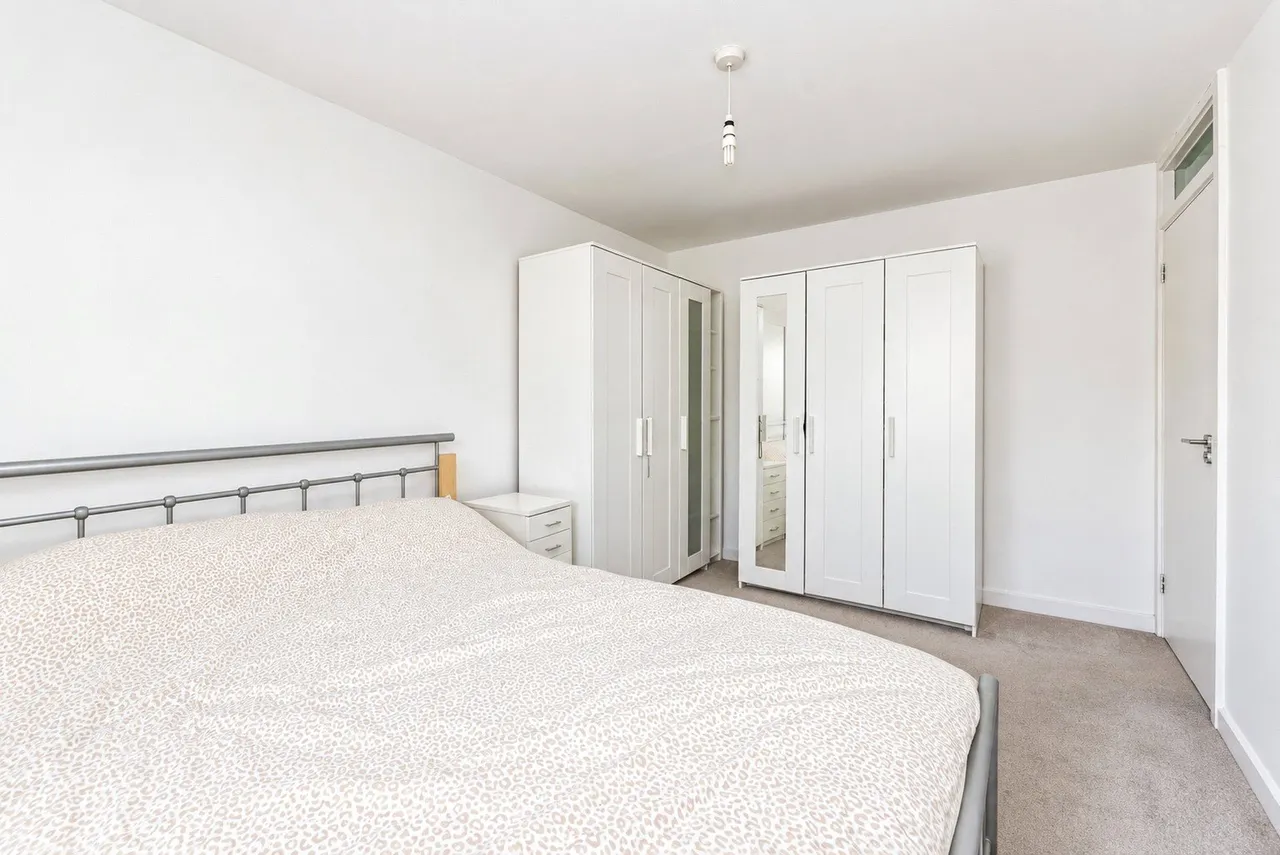 Brooking Road, London, E7, photo 6