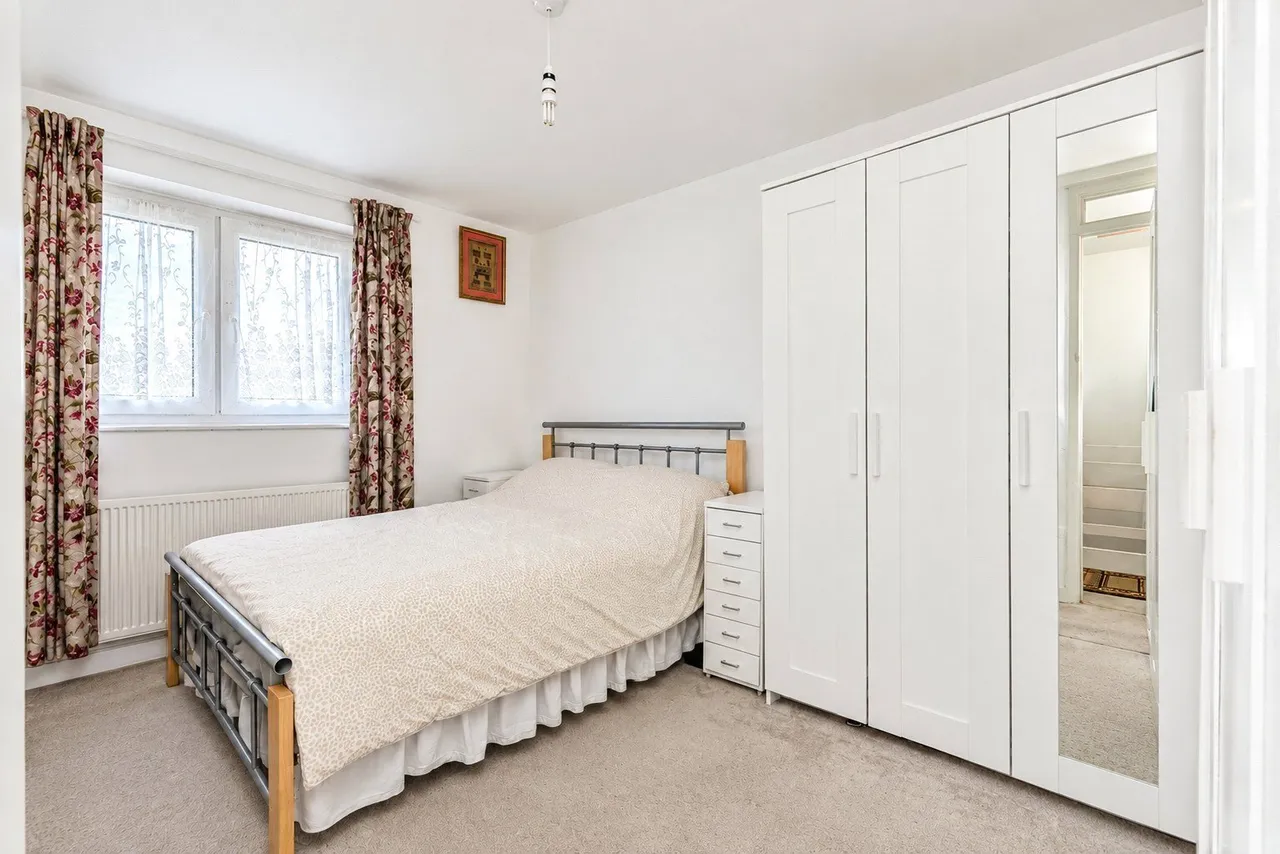 Brooking Road, London, E7, photo 4