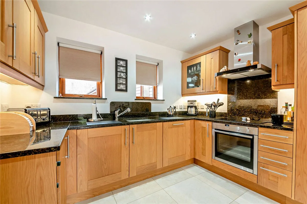 Lambourn Road, Speen, RG20, photo 4