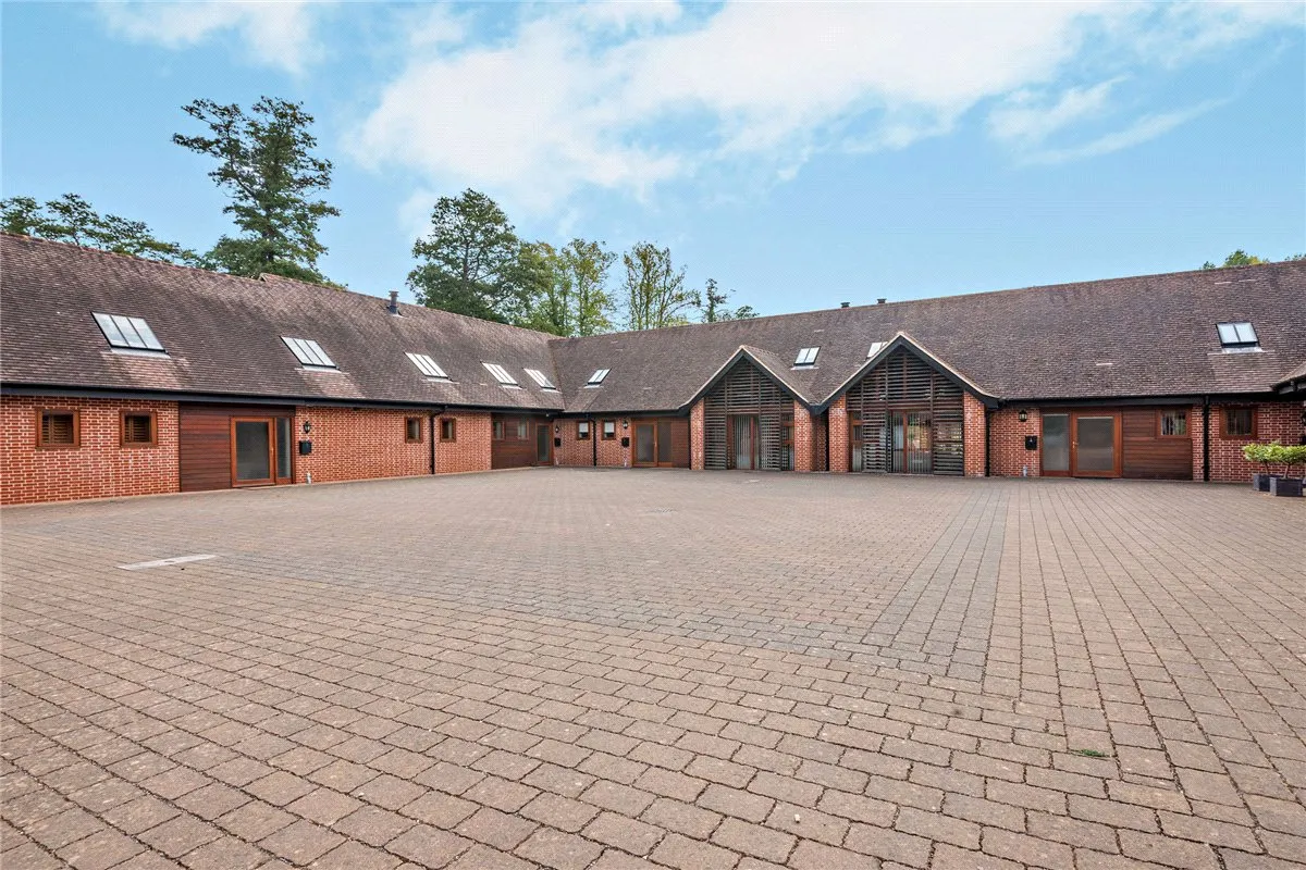 Lambourn Road, Speen, RG20, photo 21