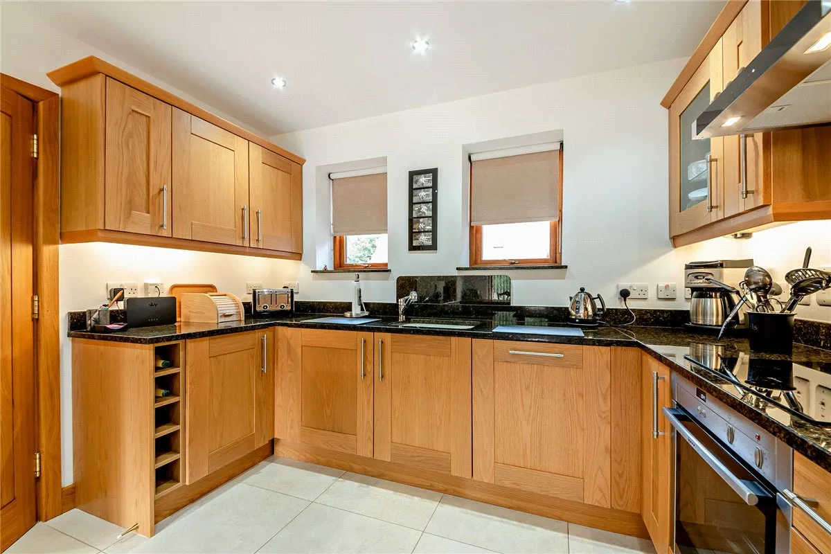 Lambourn Road, Speen, RG20, photo 5