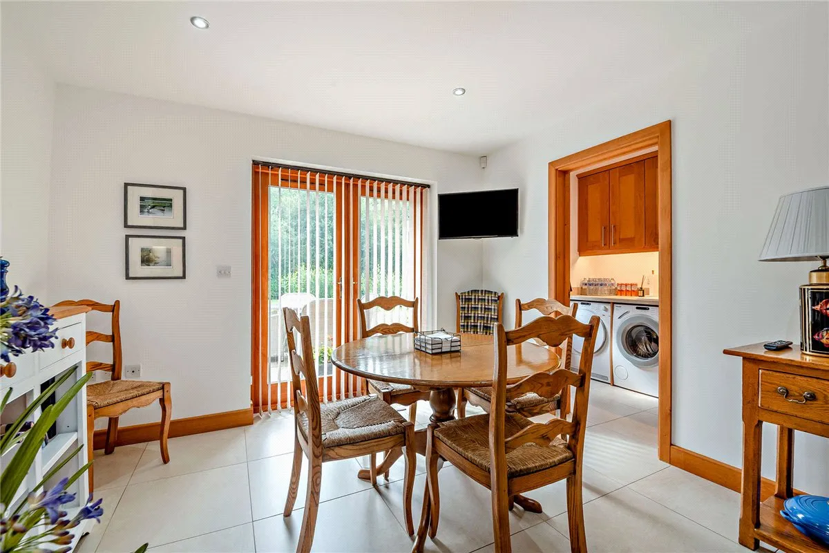 Lambourn Road, Speen, RG20, photo 8