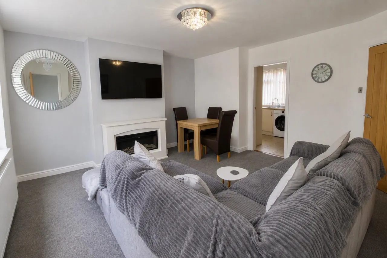 Codsall Road, Cradley Heath, B64, photo 4
