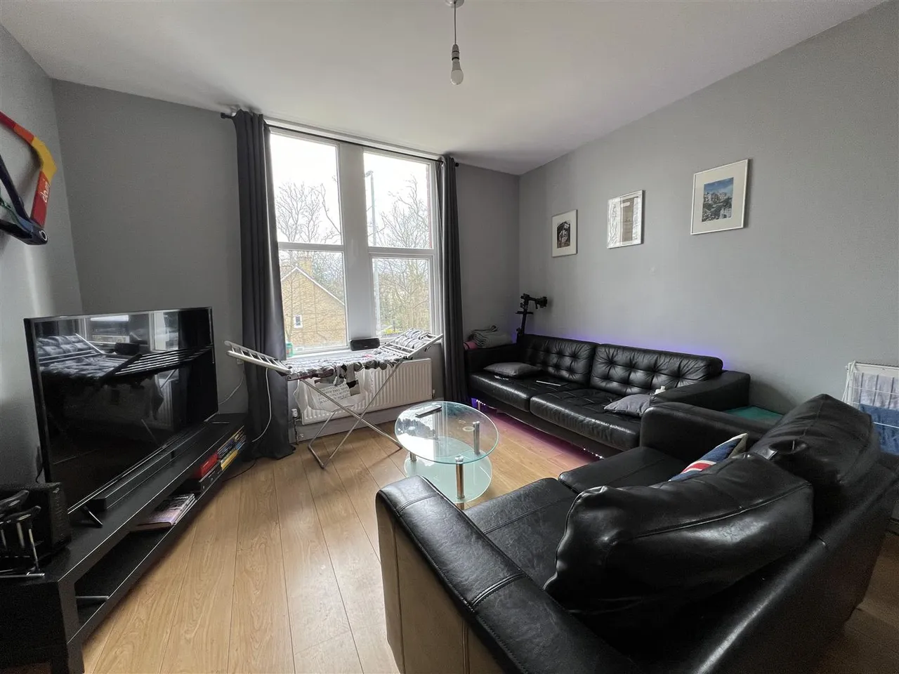 4 bed flat to rent, Kirkstall Lane, Headingley, LS6