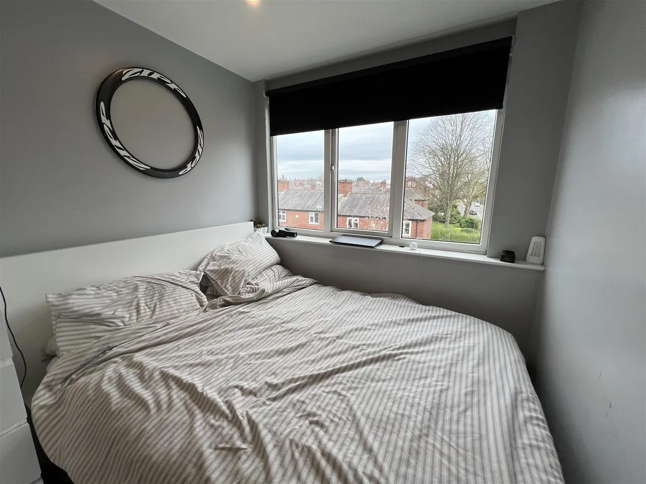 Kirkstall Lane, Headingley, LS6, photo 3