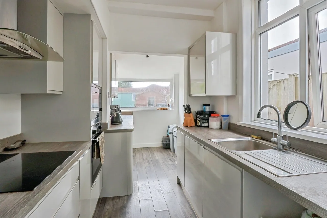Ringwood Road, Poole, BH12, photo 7