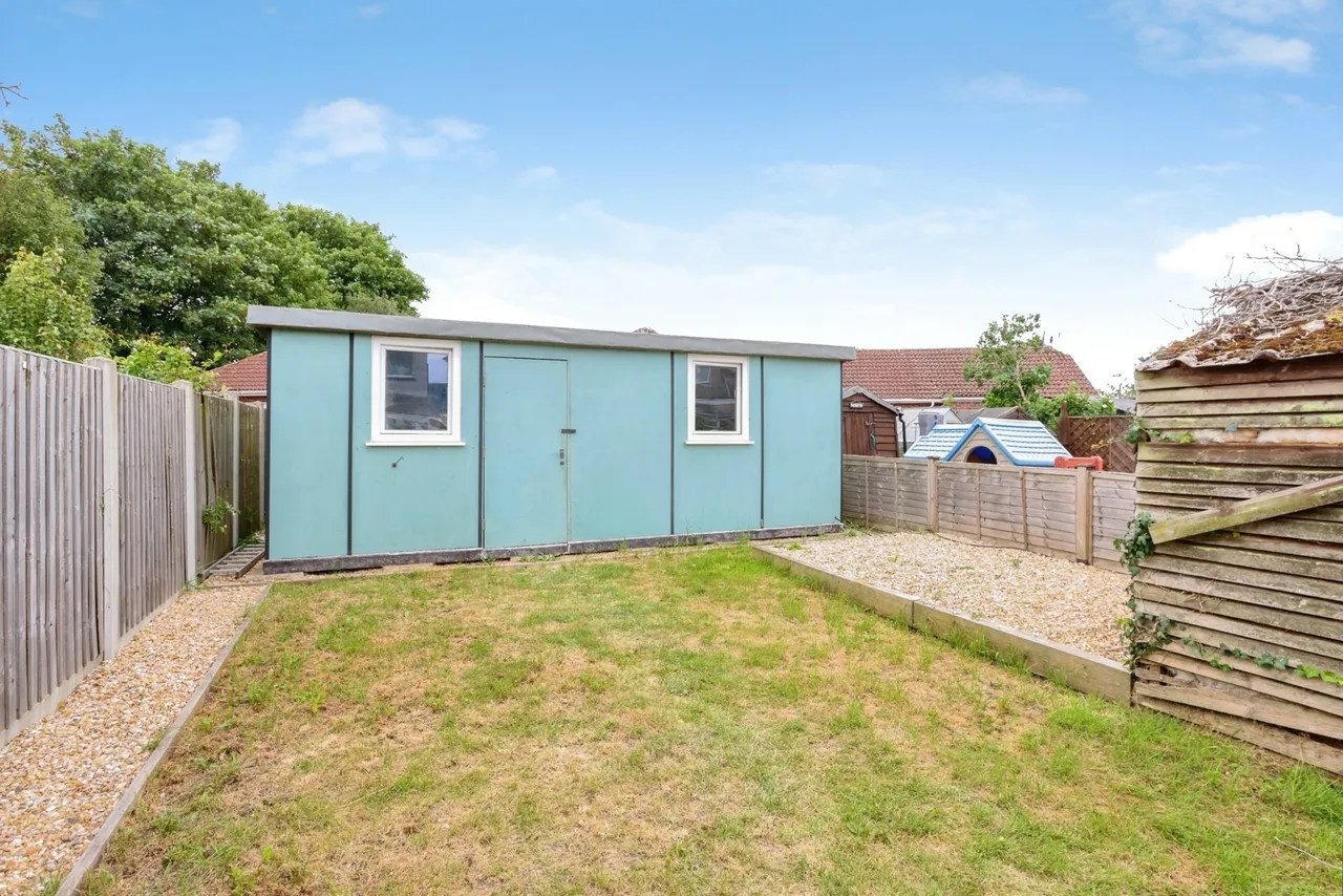 Ringwood Road, Poole, BH12, photo 17