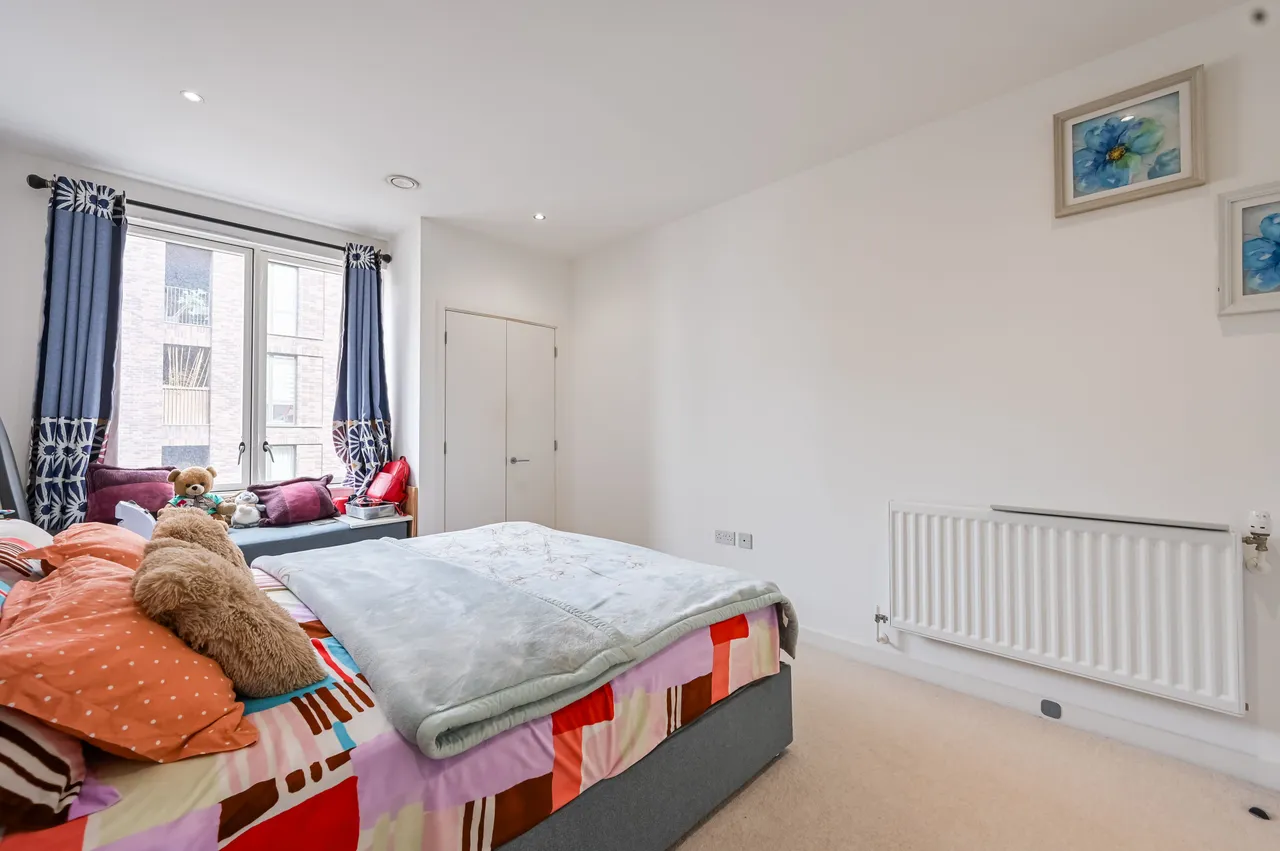 Flat 80, Boyd Building, London, photo 8