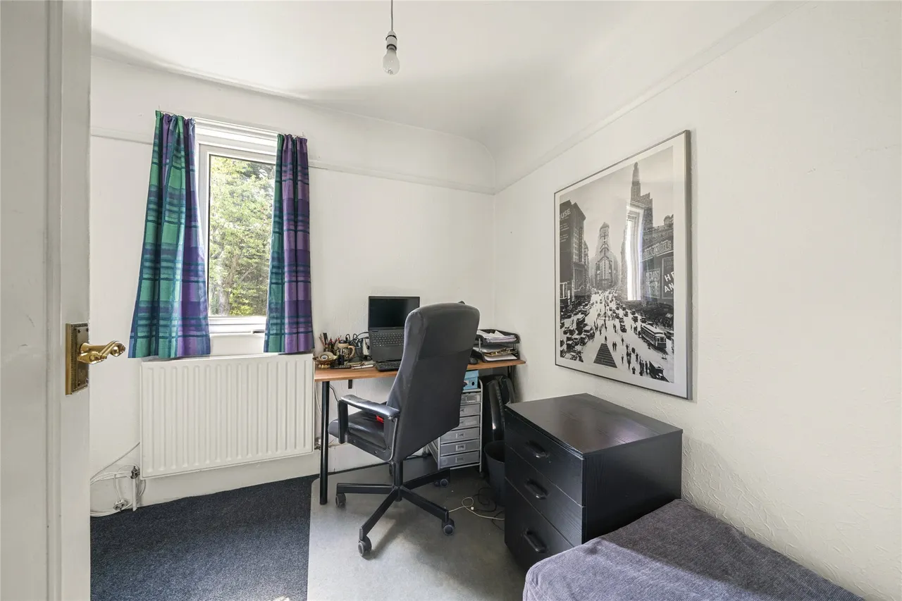 Southborough Road, Surbiton, KT6, photo 12