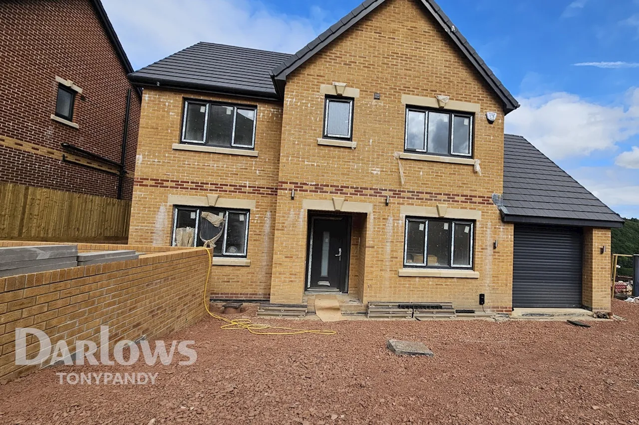 Pleasant Heights, Mount Pleasant, CF39, photo 36