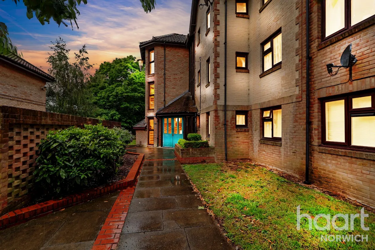 Bottom Breck Close, Norwich, NR5, photo 8