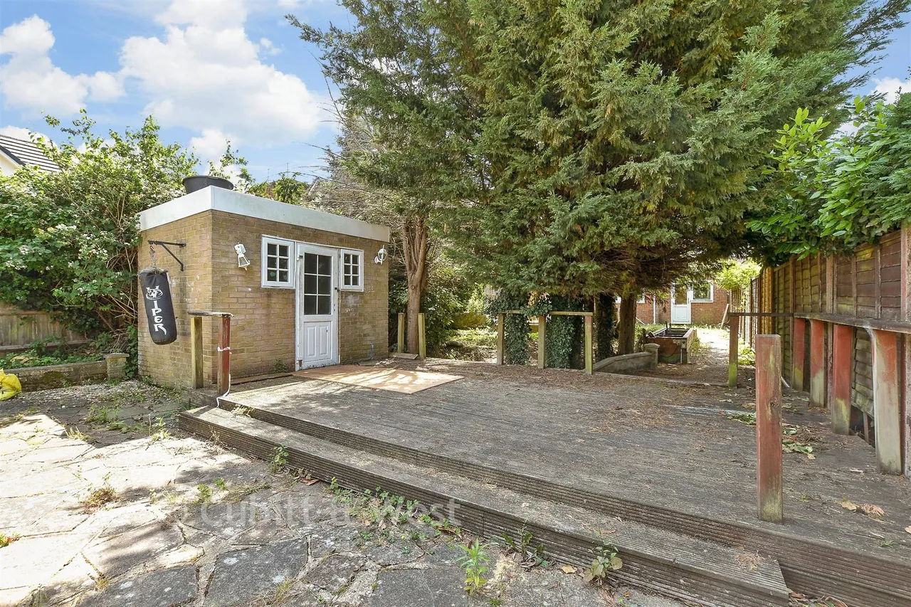 Limpsfield Road, Warlingham, CR6, photo 16