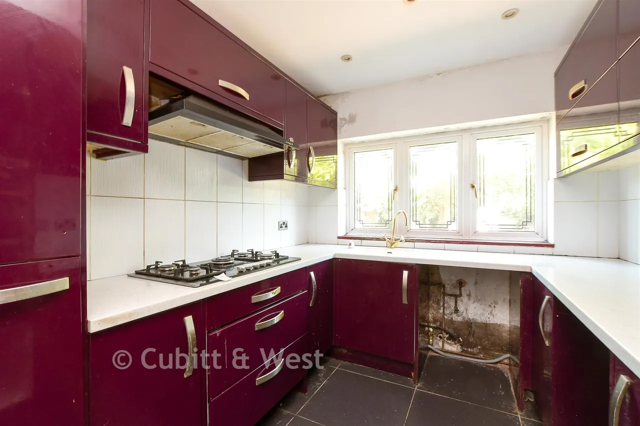 Limpsfield Road, Warlingham, CR6, photo 3