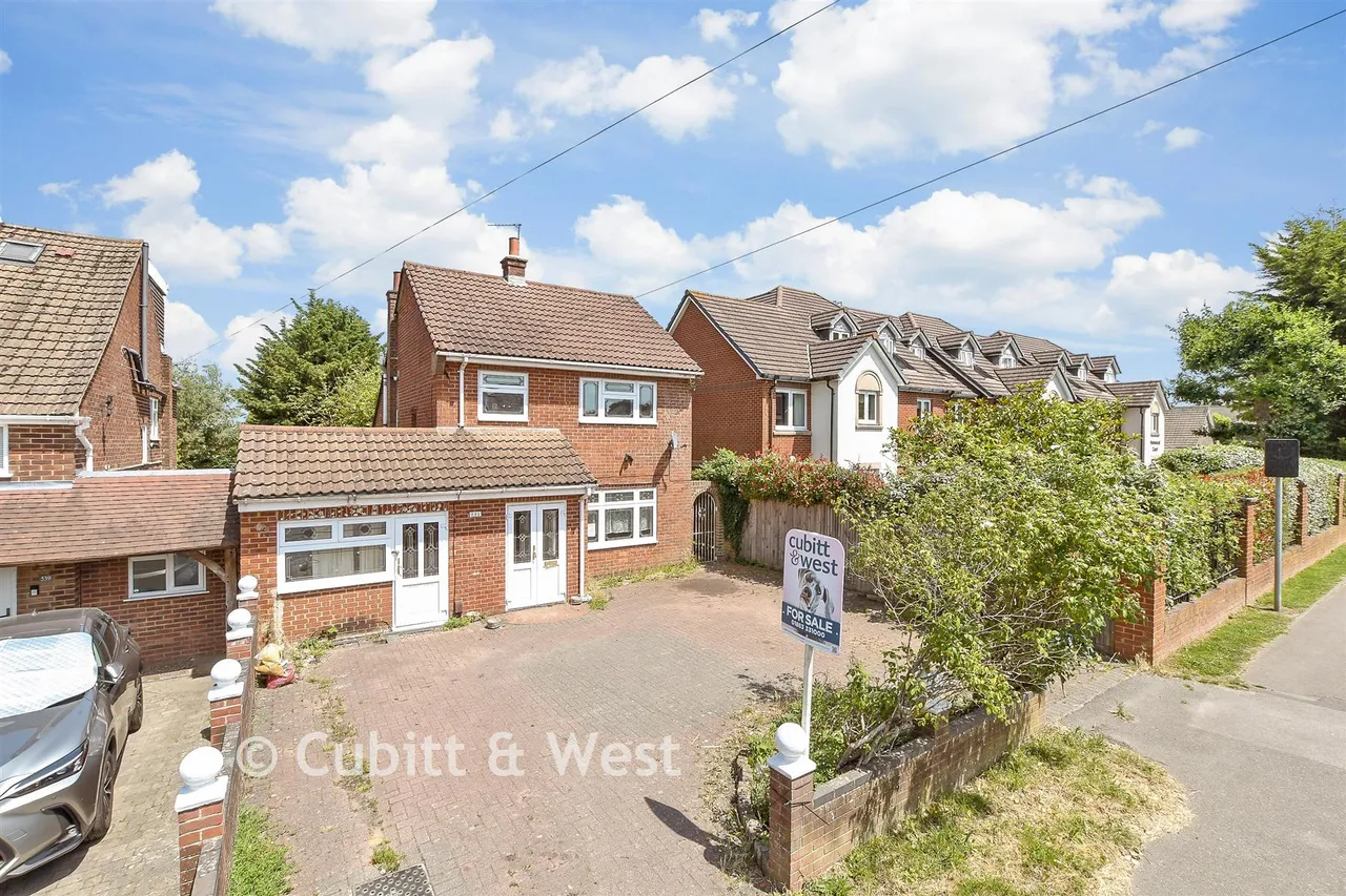 4 bed house for sale, Limpsfield Road, Warlingham, CR6
