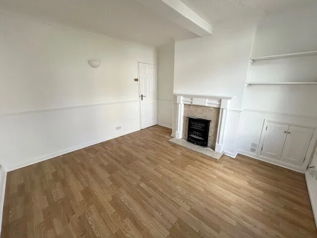 3 bed house to rent, Chester Road, SK7