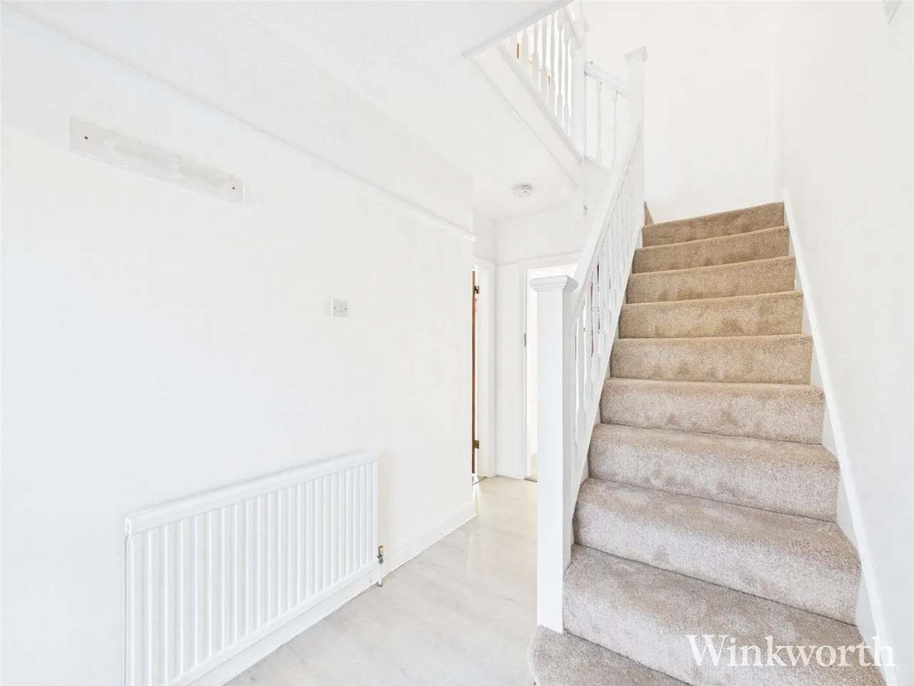 Cloister Road, London, W3, photo 10