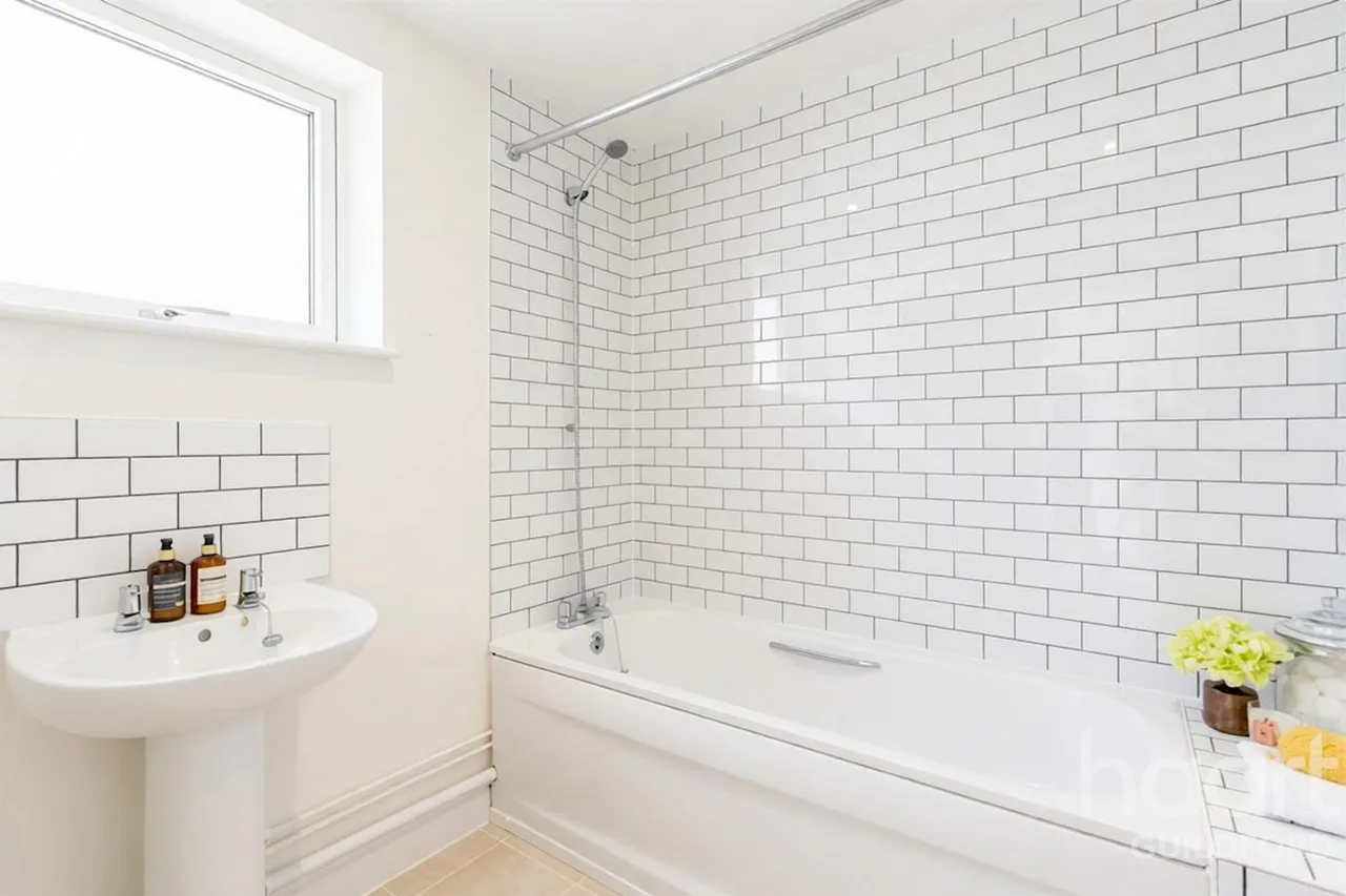 Tunsgate Quarter, GU1, photo 5