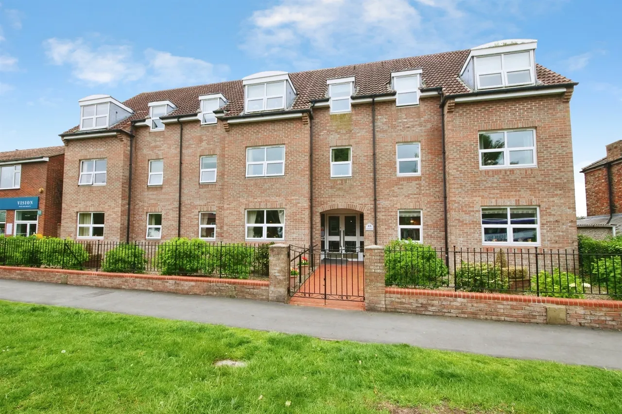 The Village, Haxby, York, photo 12