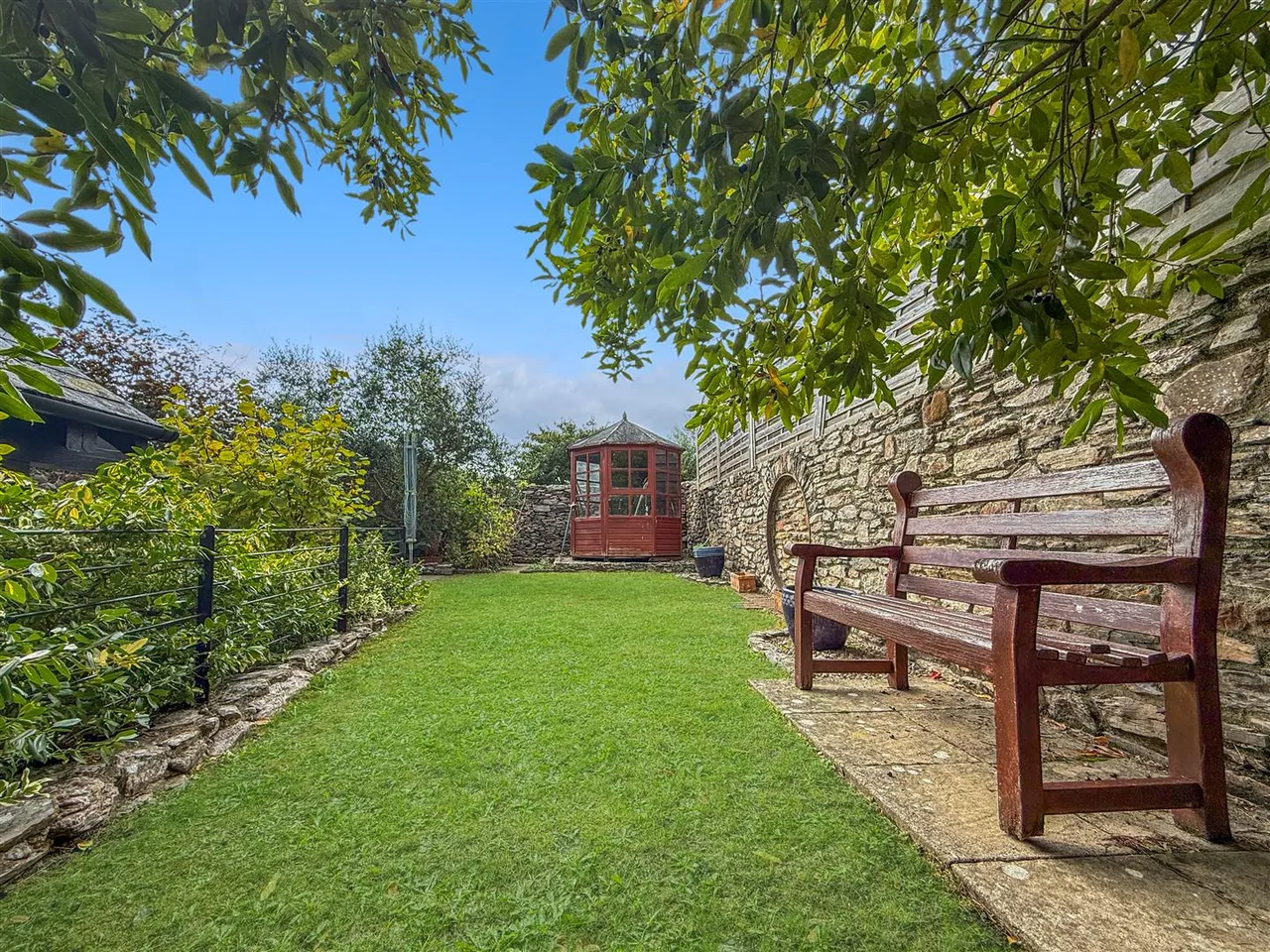 Polhearne Lane, Brixham, photo 8