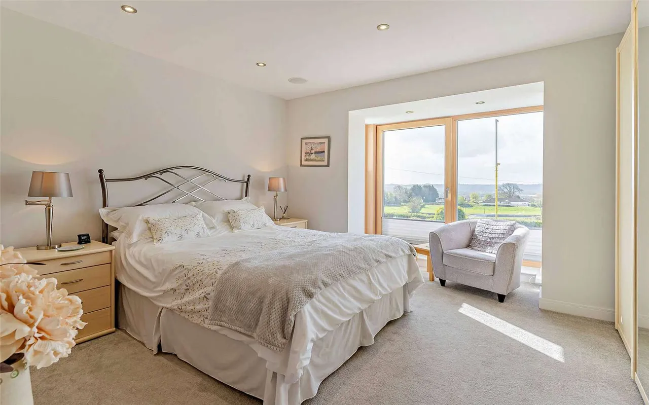 Llantrisant Road, Groesfaen Loop, Pontyclun, Rhondda Cynon Taf, CF72 8NJ, photo 12