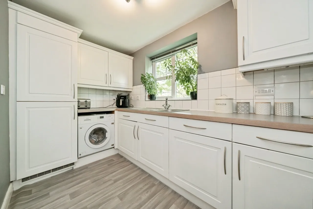Springbank Gardens, LYMM, Cheshire, WA13, photo 10