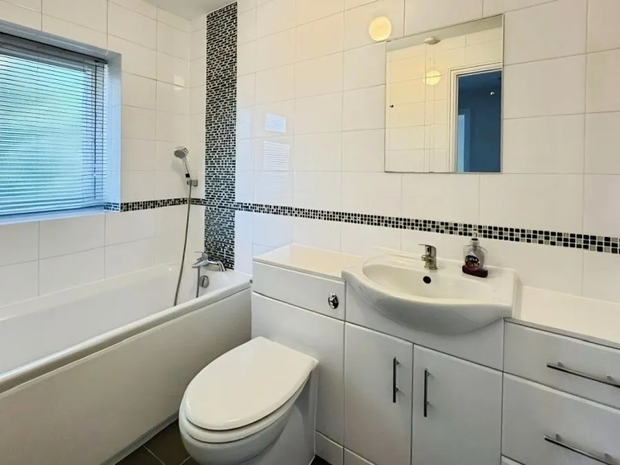 Oak Way, Woodley, RG5, photo 9