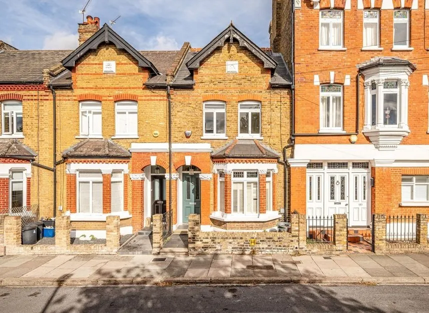 4 bed house to rent — Amyand Park Road, St Margarets, TW1