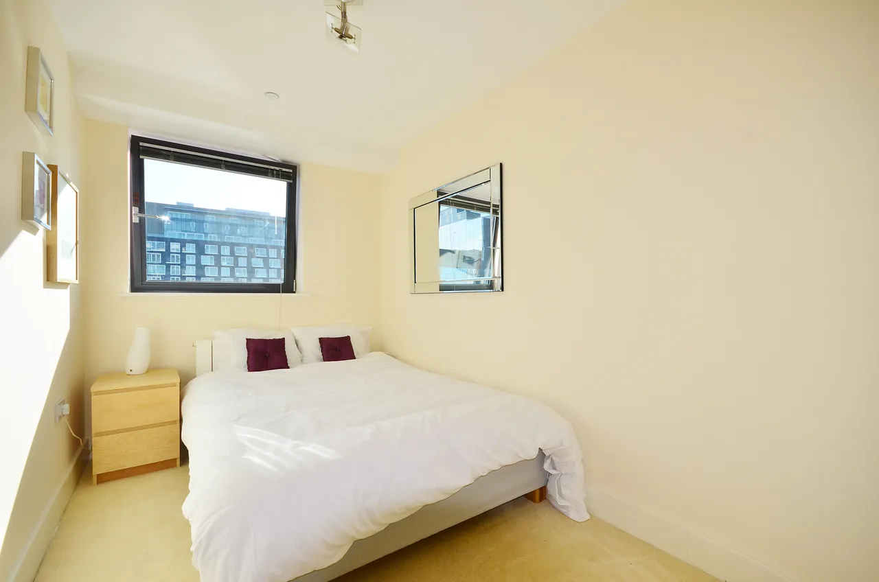 London, E14, photo 6
