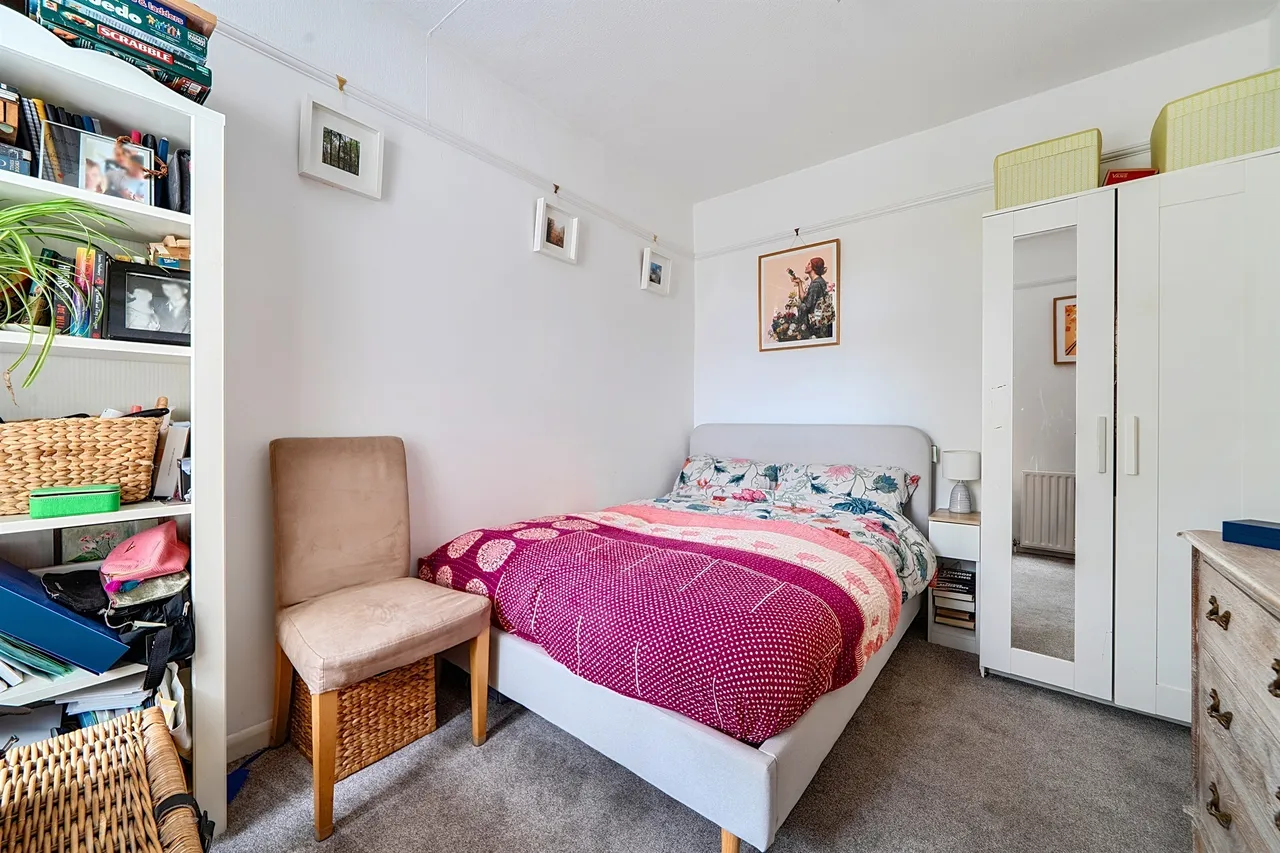 Hawthorn Grove, Enfield, EN2, photo 10