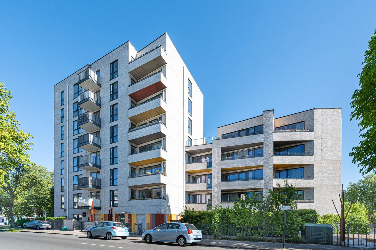 2 bed flat for sale, London, SW9