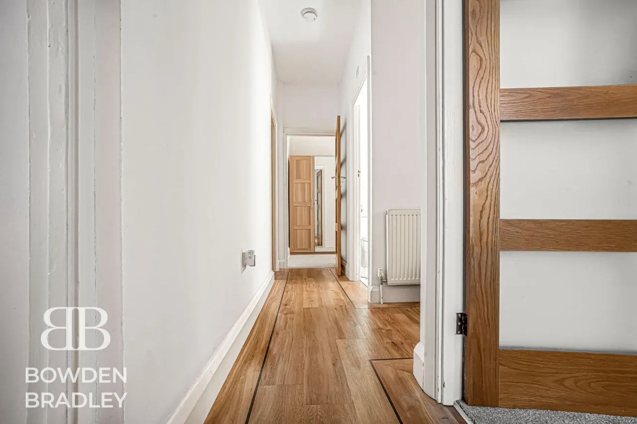 Cedar Avenue, Chadwell Heath, RM6, photo 12