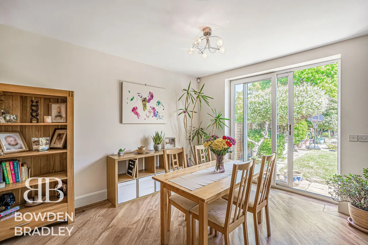 Cedar Avenue, Chadwell Heath, RM6, photo 7