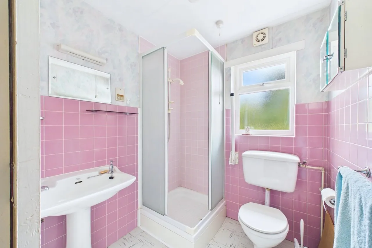 Wheathill Close, Leamington Spa, photo 11