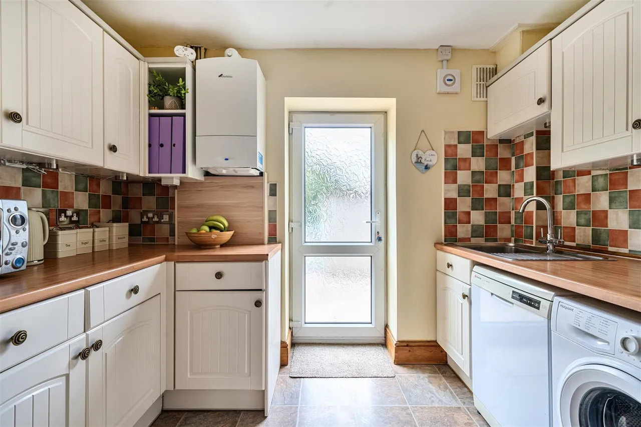 Wyndham Crescent, Broomhill, BS4, photo 10