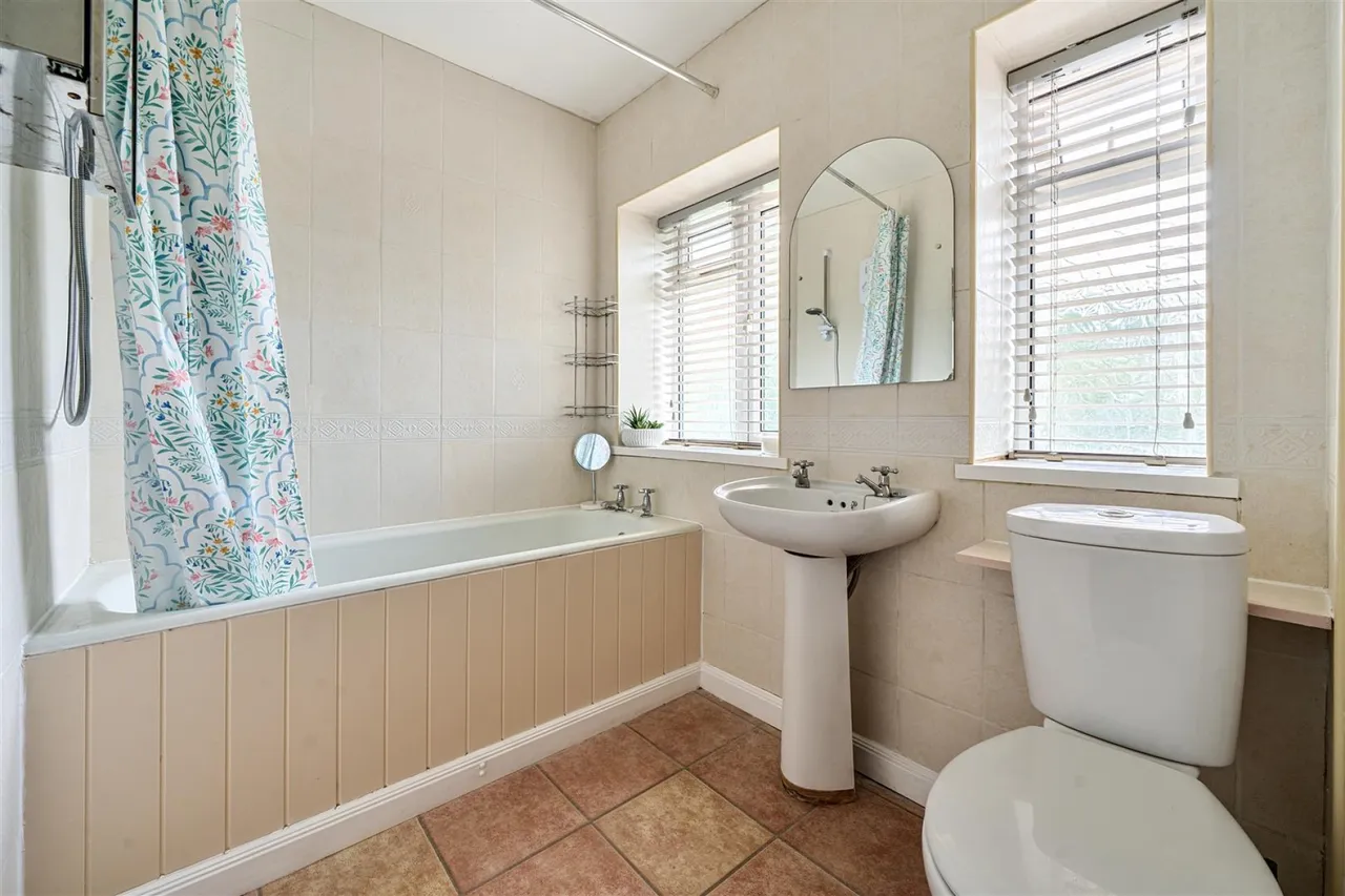 Wyndham Crescent, Broomhill, BS4, photo 16