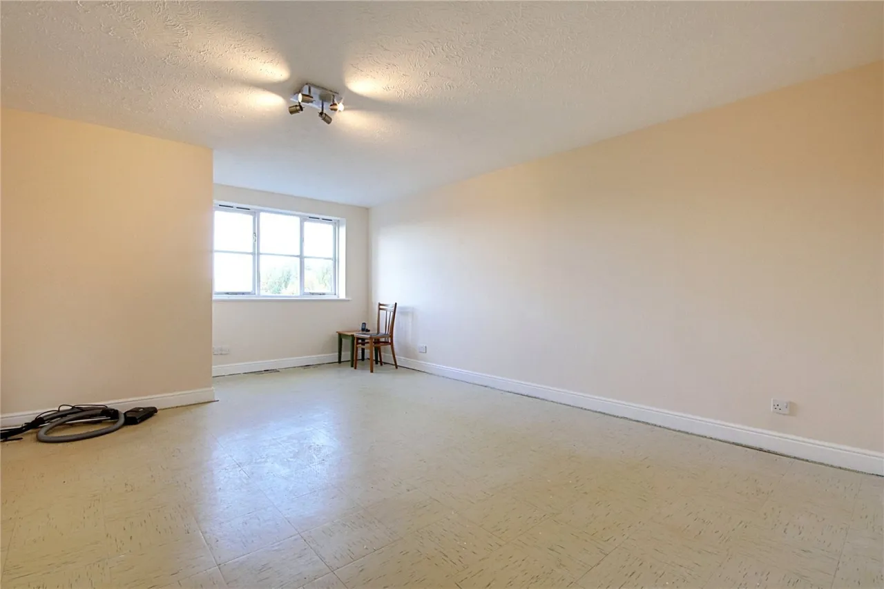 Colgate Place, Enfield, EN3, photo 2